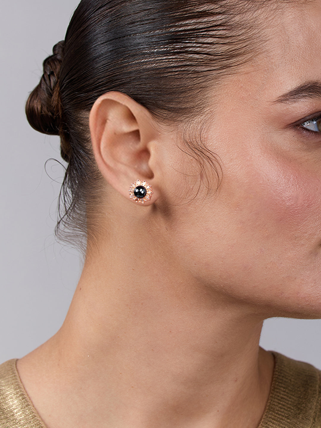 AIKA BY MINUTIAE 18K Gold-Plated Black Pearl Stud Round Shaped Earring for Women & Girls