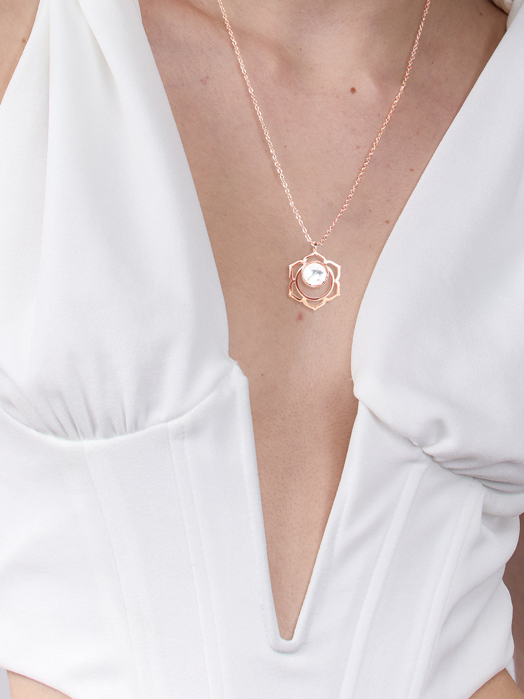 AIKA BY MINUTIAE 18K Gold Plated Chain Floral shaped Necklace for Women & Girls