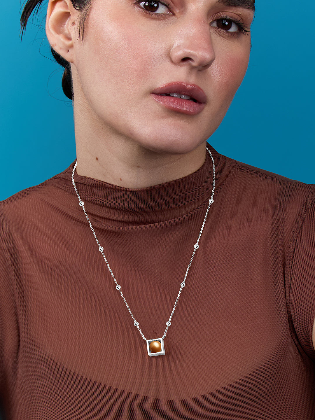 18K Gold Plated Square Pearl Pendant Necklace | Hypoallergenic Minimal Jewellery
