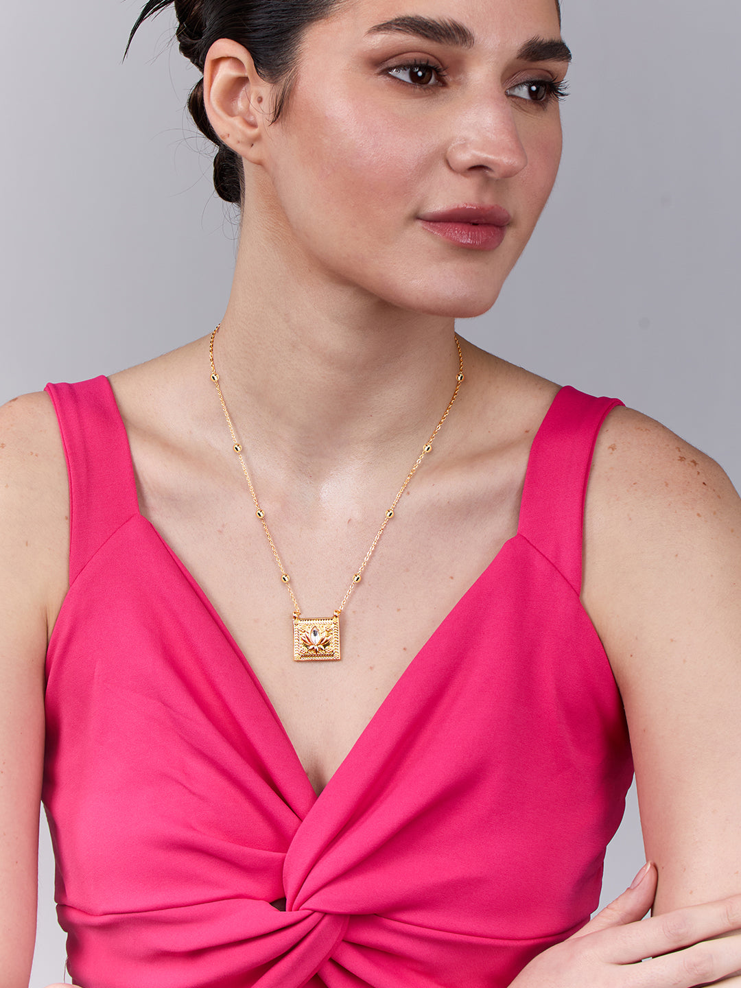 AIKA BY MINUTIAE 18K Women Gold Flower Necklace for Women & Girls