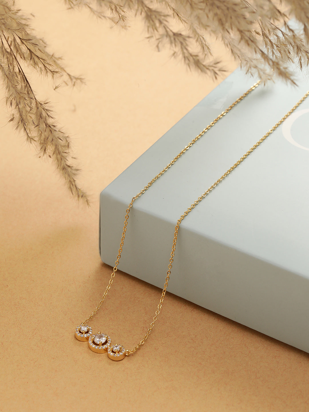 MINUTIAE 18K Gold-Plated & White Handcrafted Necklace