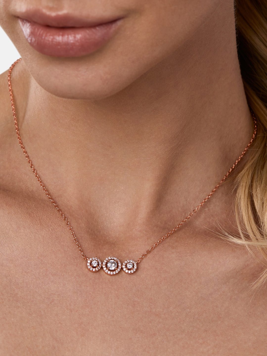 MINUTIAE 18K Gold-Plated & White Handcrafted Necklace