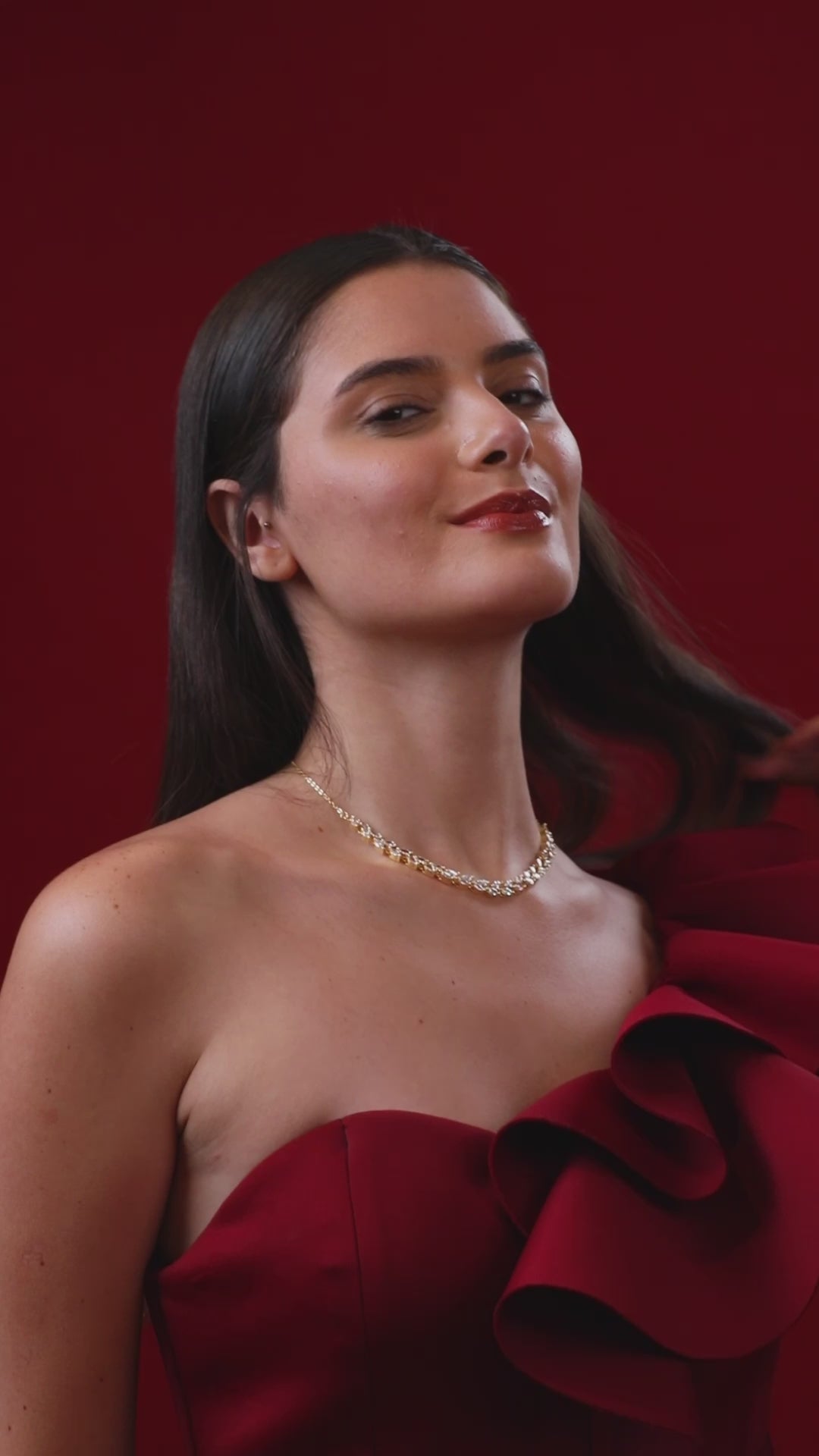 MINUTIAE Gold-Plated Crystals Studded Necklace