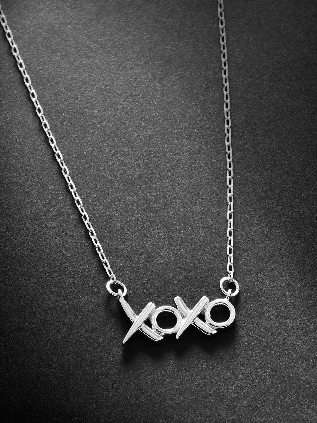 Xoxo Chain Pendant