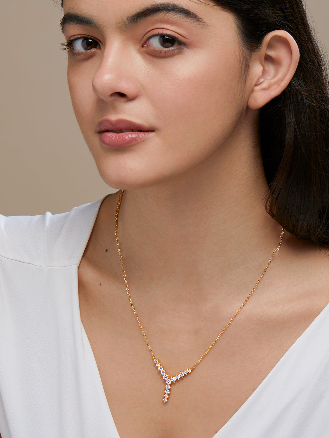 Y- Shape Graduating Diamond Necklace